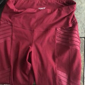 Old navy leggings- go dry- great condition size large